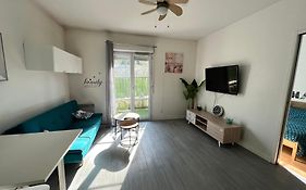 Le Robinsonnais 2 Pieces, Proche Du Coeur De Ville Et De Toutes Commodites
